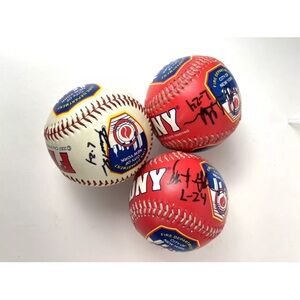FDNY 2007 baseball ball RARE collectors souvenirs baseball ball Signed Lot Of 3